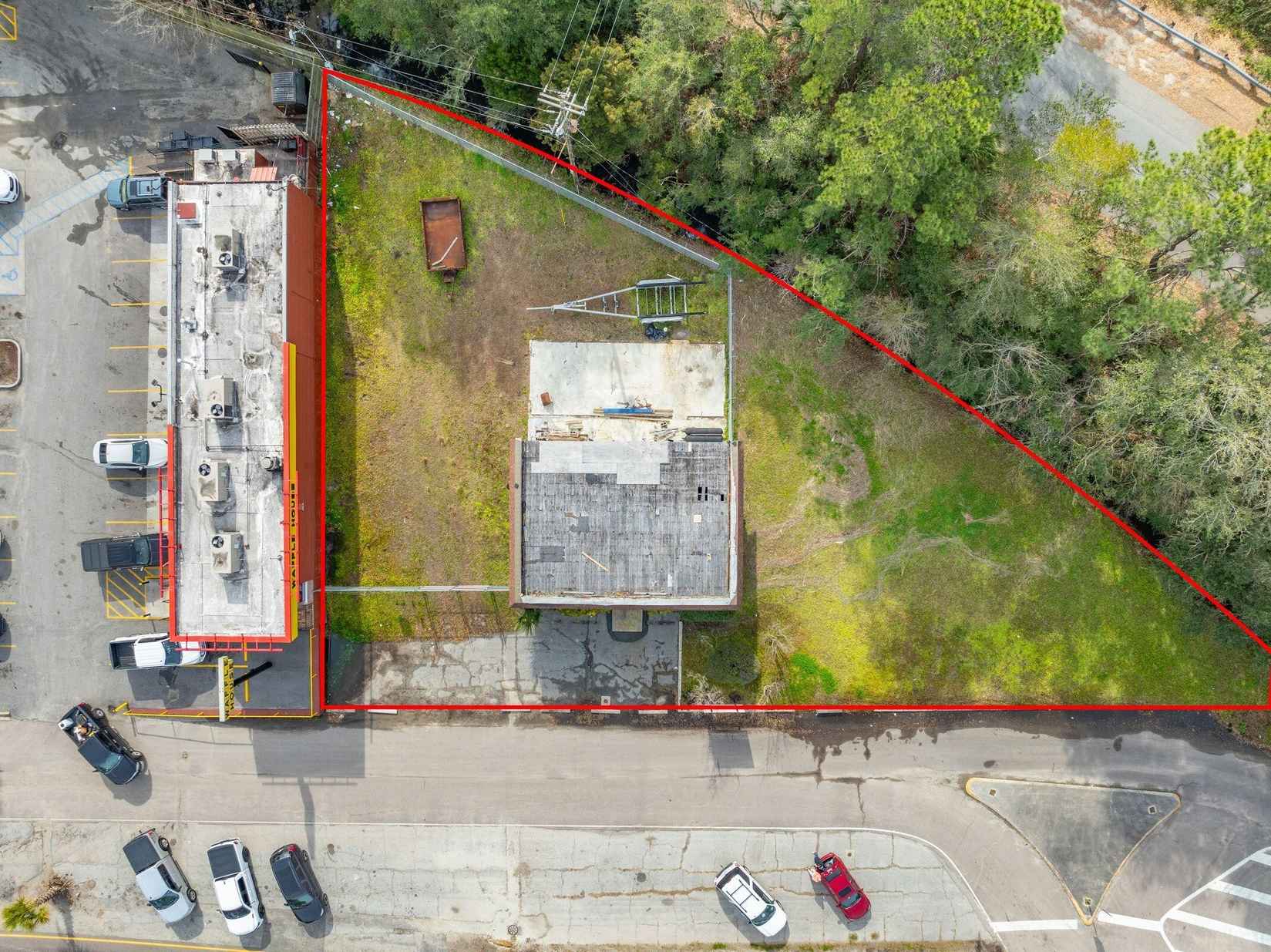 335 Savannah Hwy  