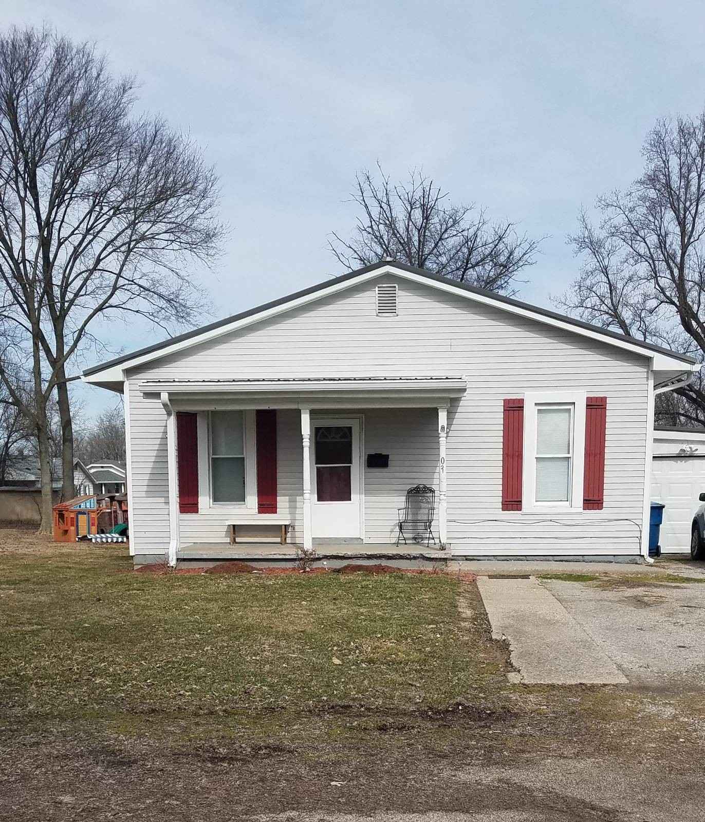 403 E Indiana St  