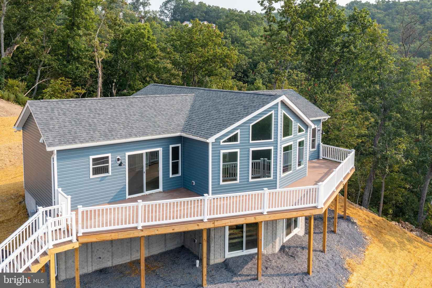 51 GOONEY MANOR Loop  