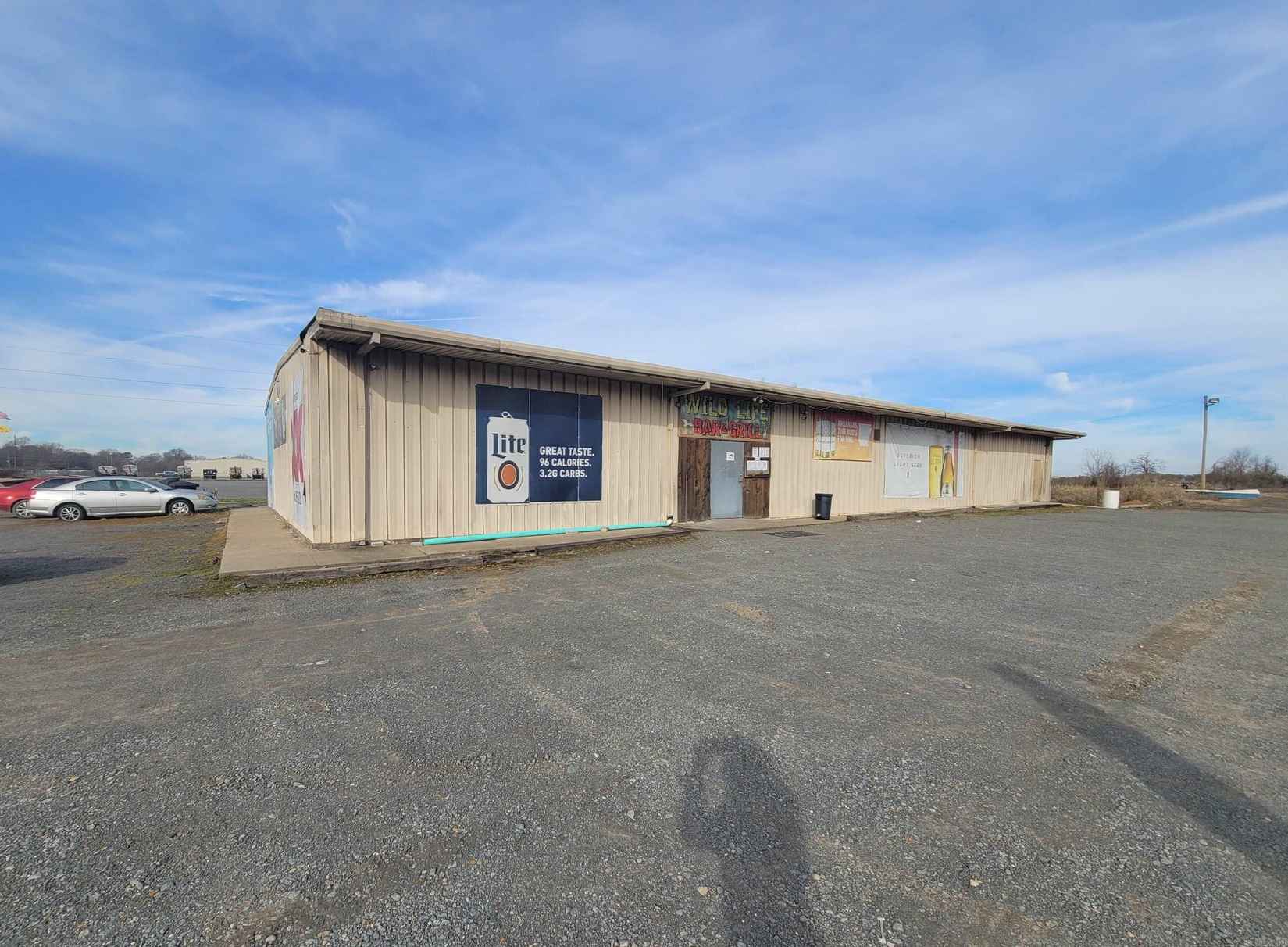 711 E Superior St  