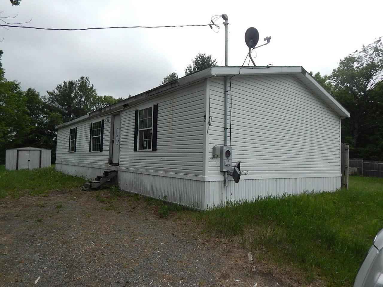 107 Riv Rd  