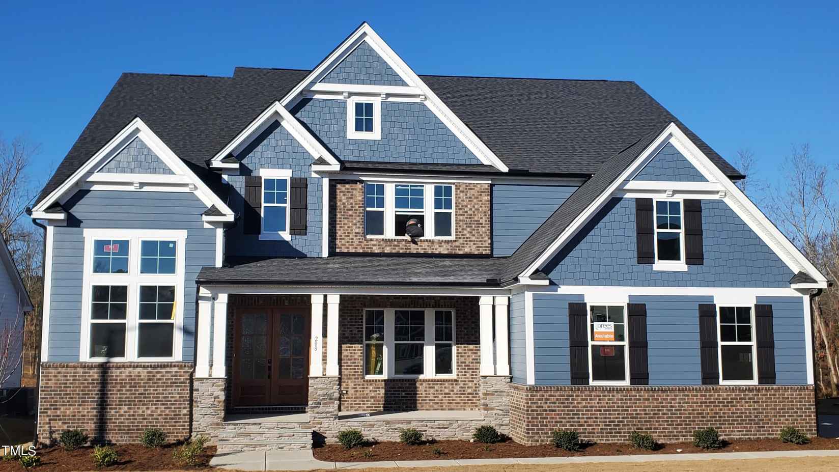 208 Streamside Dr  