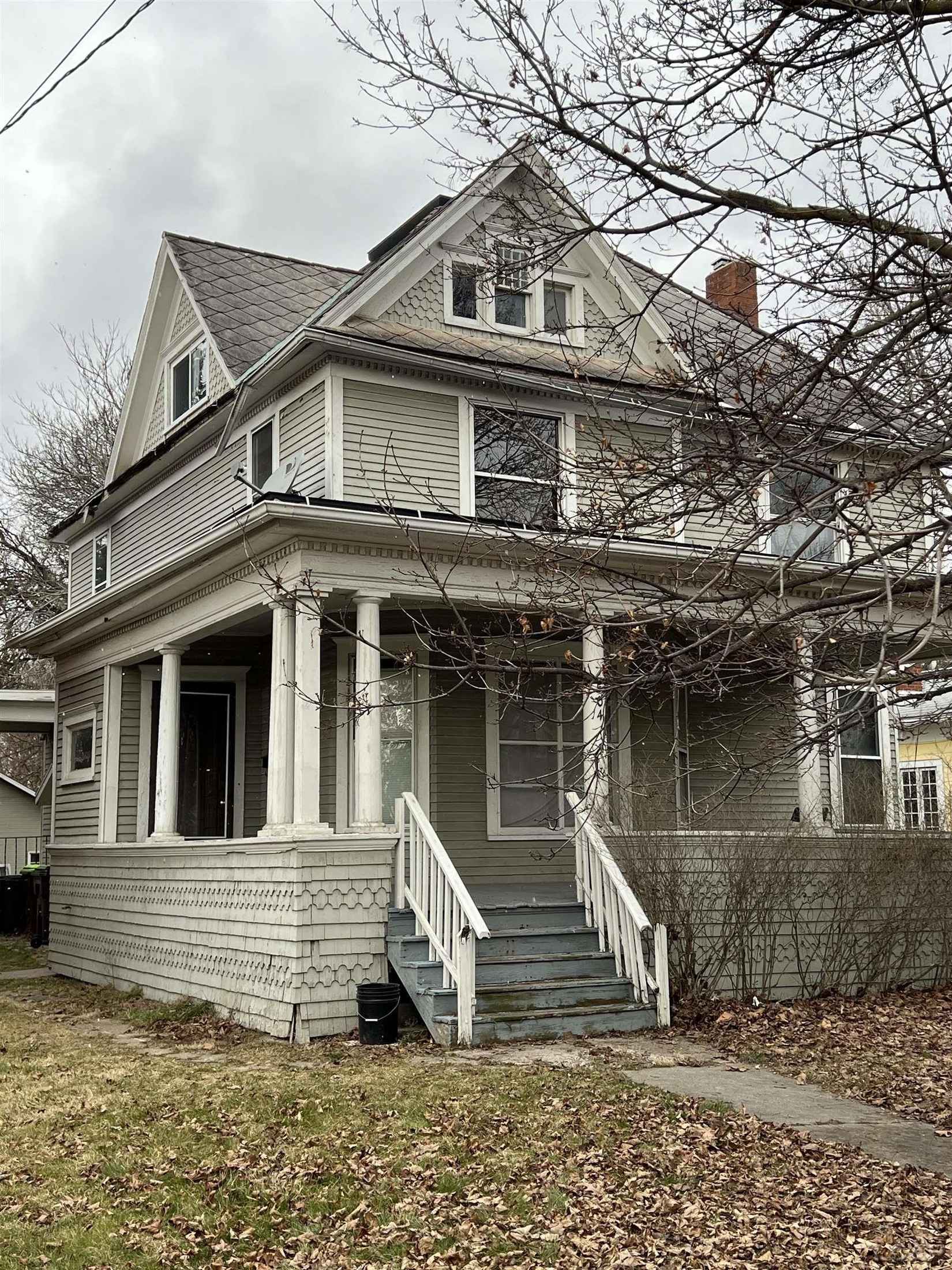 504 S Main  