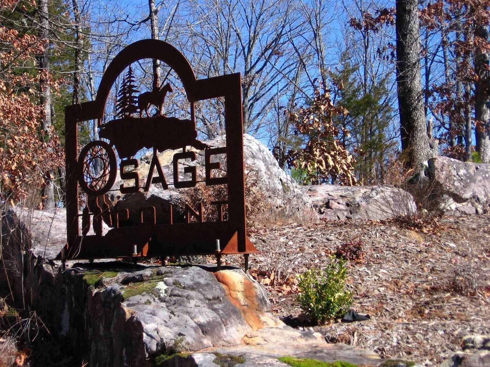 135 Osage Pt  