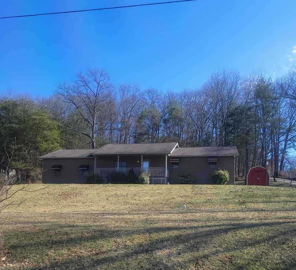 1498 F Luther Rd  