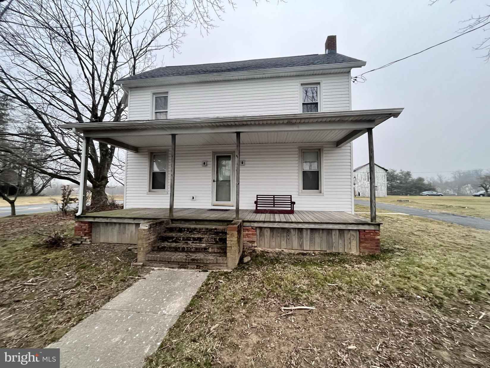 1809 Hanover Pike  