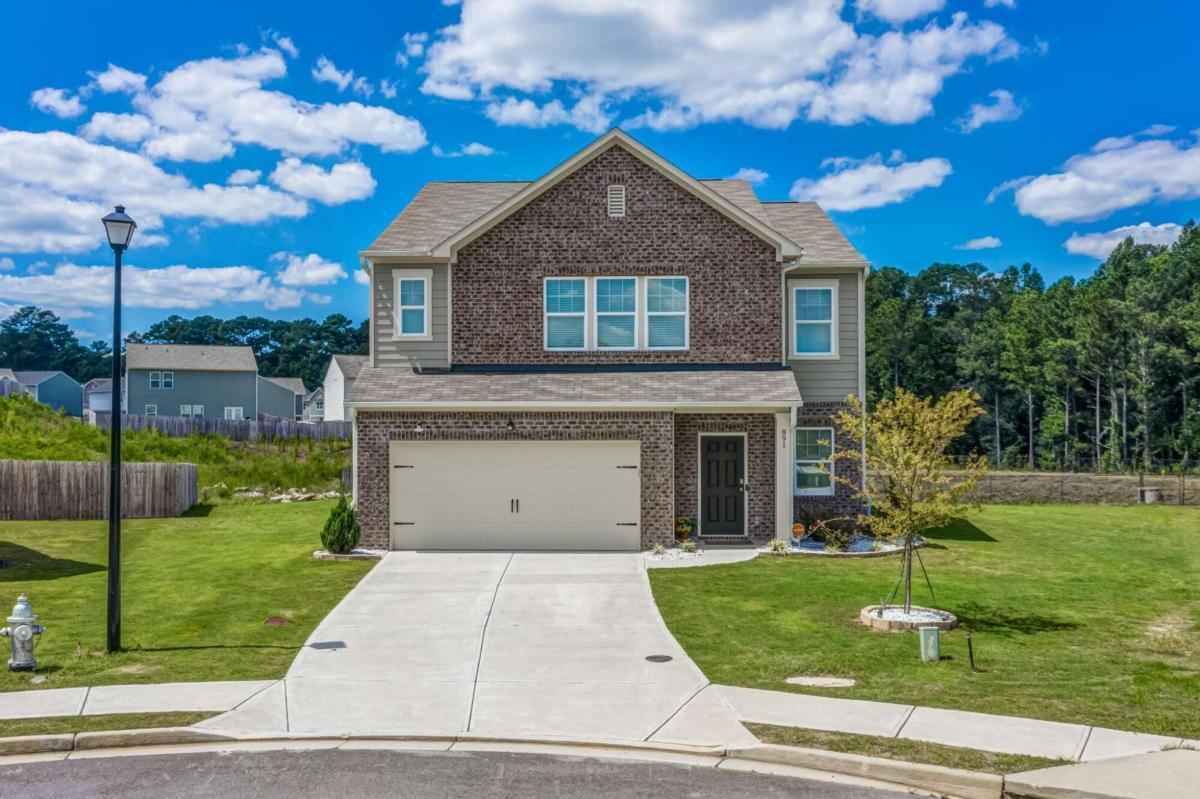 891 Feldman Chase  
