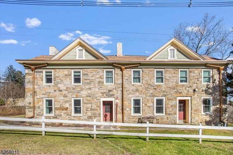 108 Schooleys Mtn Rd  