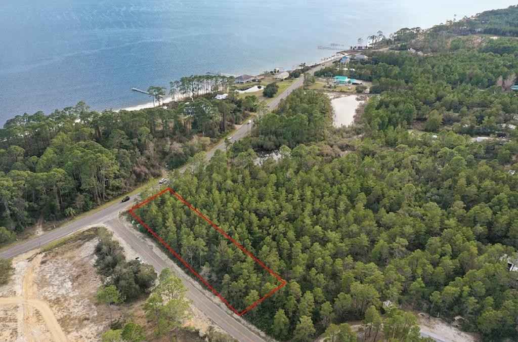 2041 Hwy 98 W  