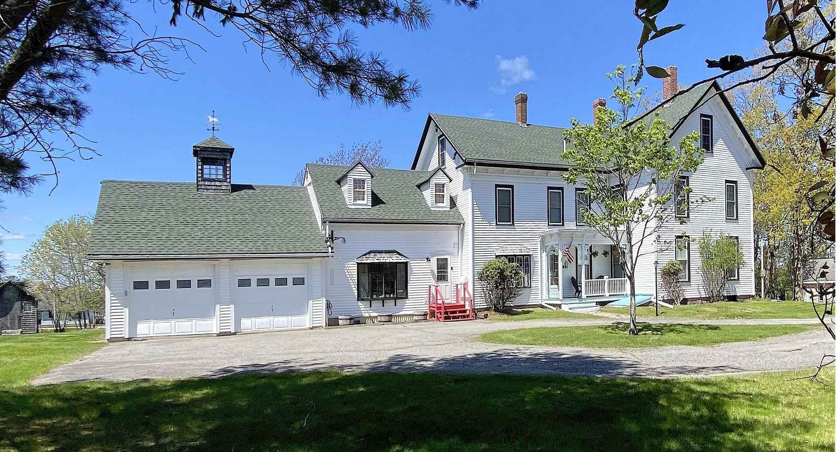 44 Broadway St  