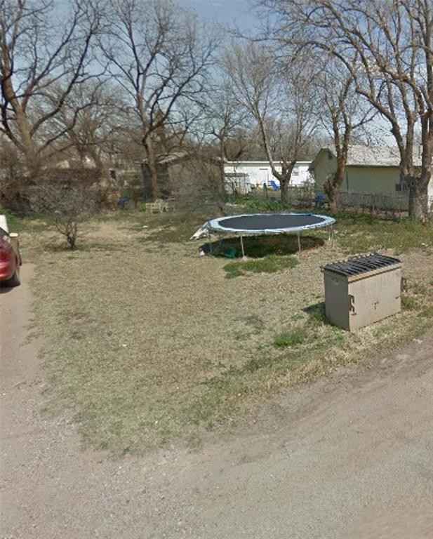308 N 4TH St  