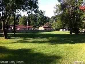 0000-UNIT 4 SEEBALDT Ave  