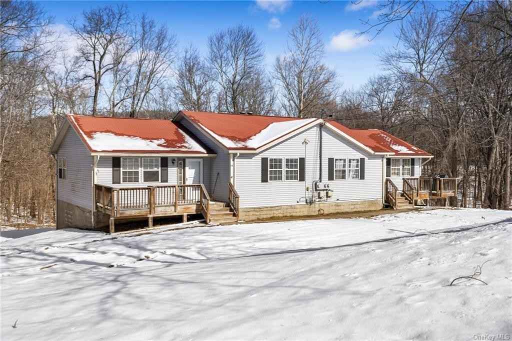 14 Mary Phyllis Ln  