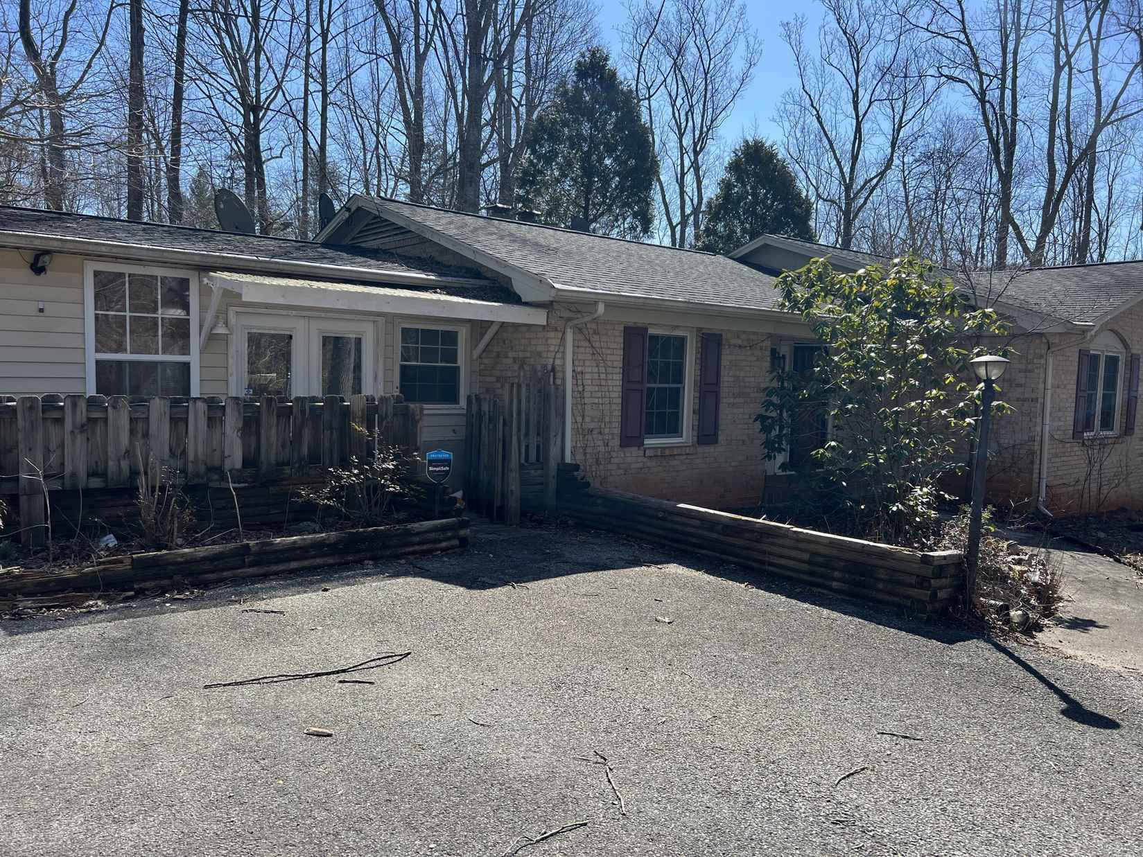 181 Oakdale DR  