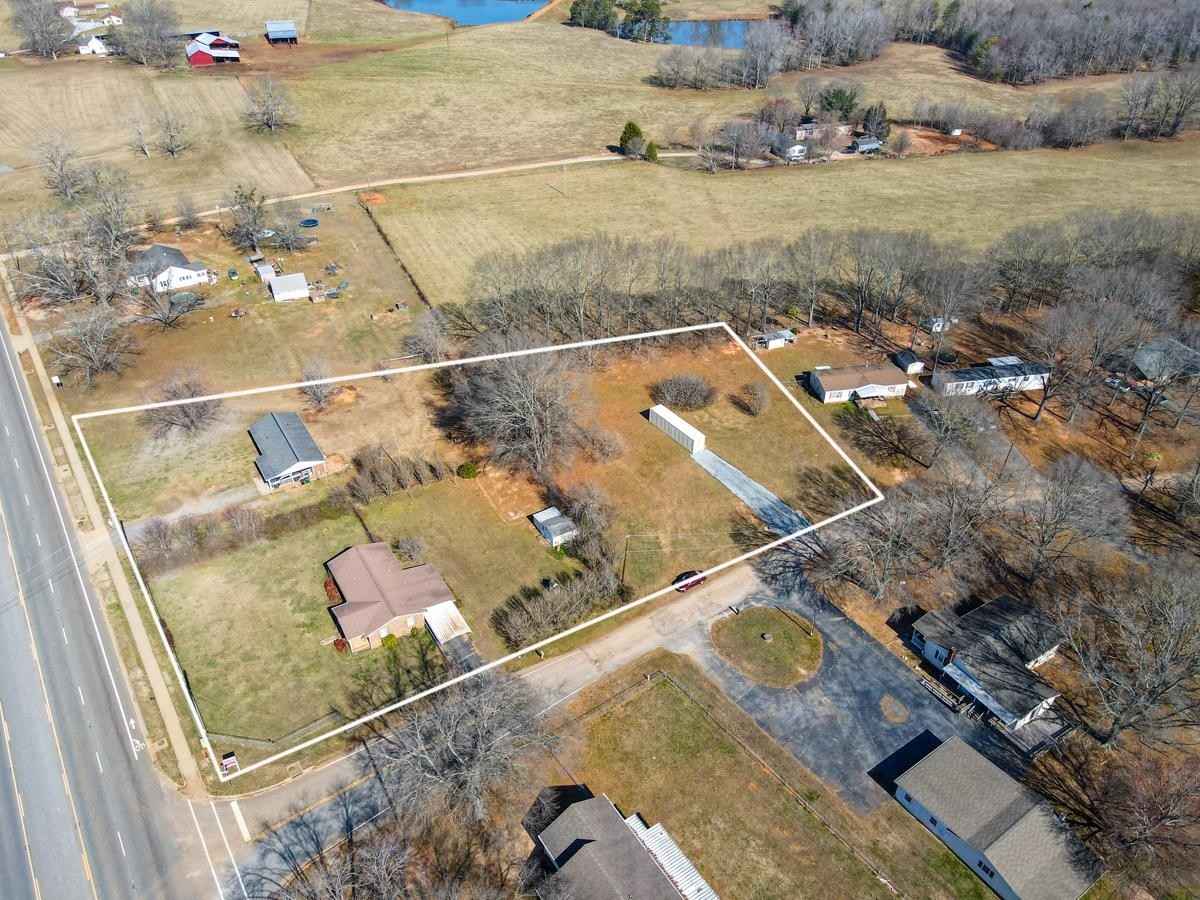 5560 5590 Highway 9 Hwy  