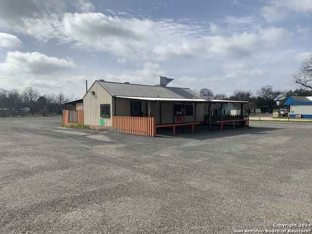 731 W Main St  