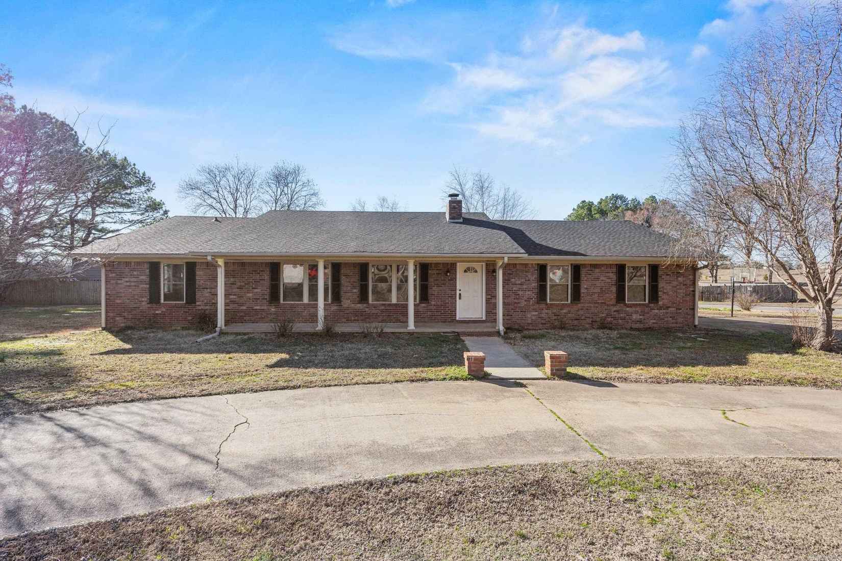 707 N Cedar  