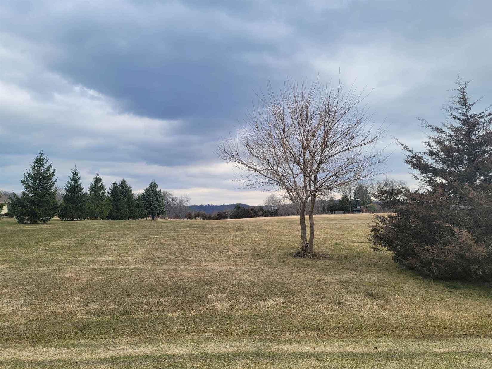 12 Cemetery Rdg  