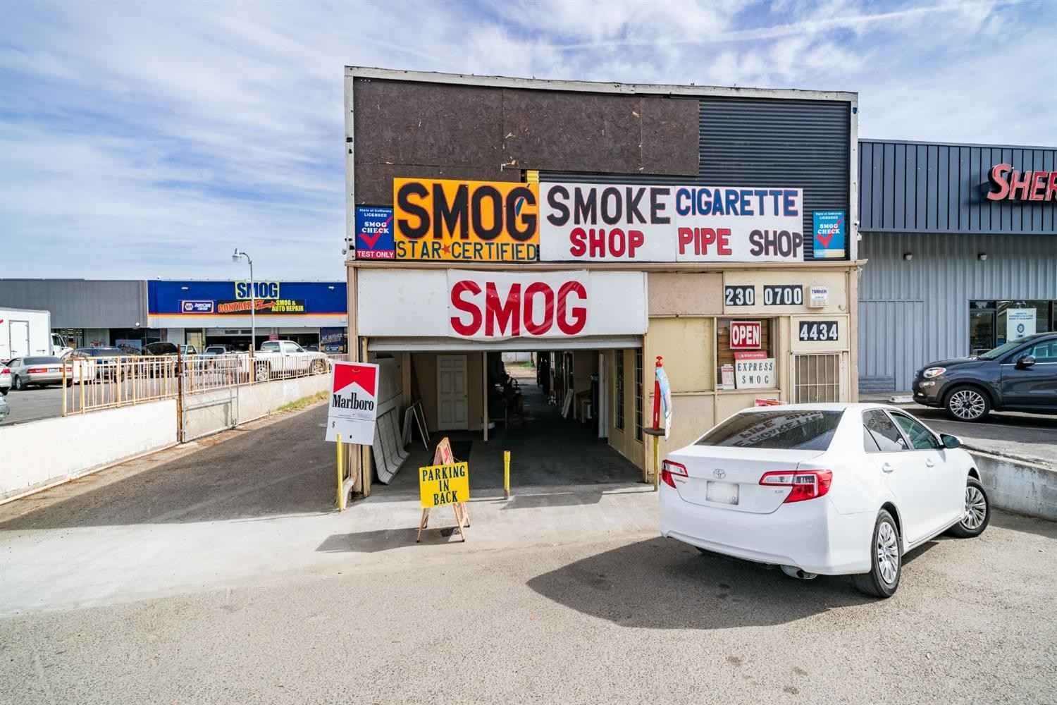 4434 Blackstone Ave N  