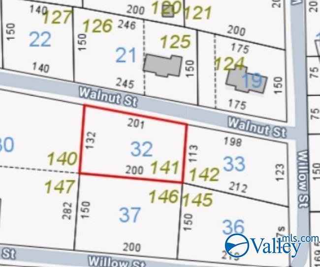 141 Walnut St  