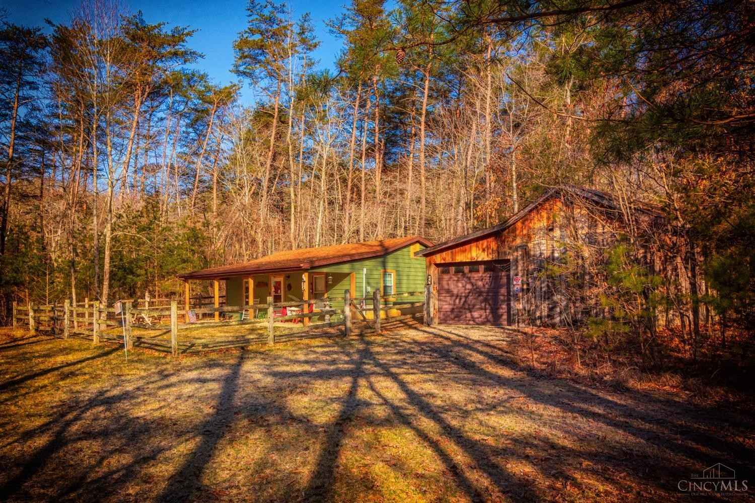 713 Hamilton Rd  
