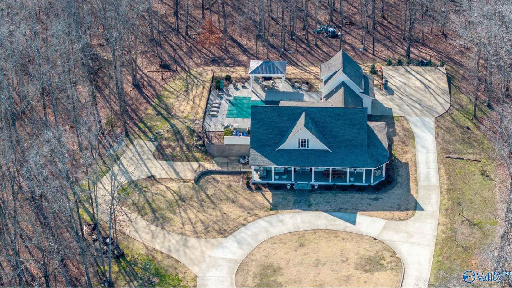 801 County Rd 453  