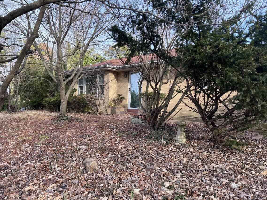 834 East Jackson Blvd  