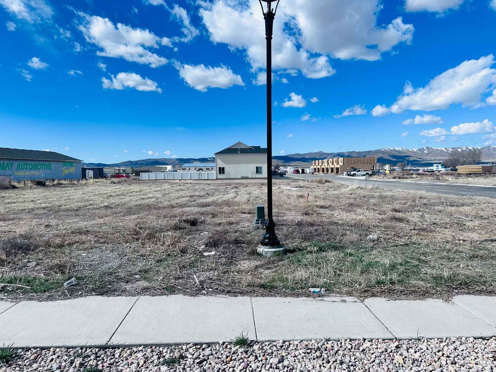 19 W 1320 N  