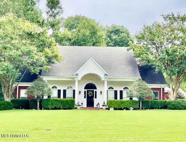 3306 W Woodland Trce  