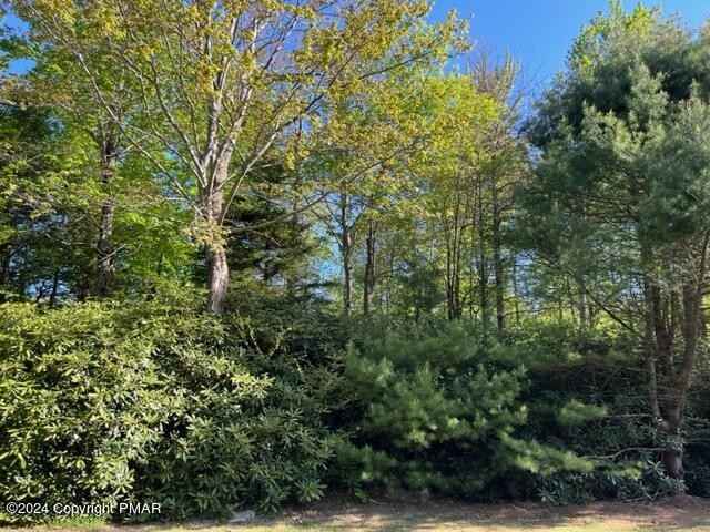 10 Brookside Dr  
