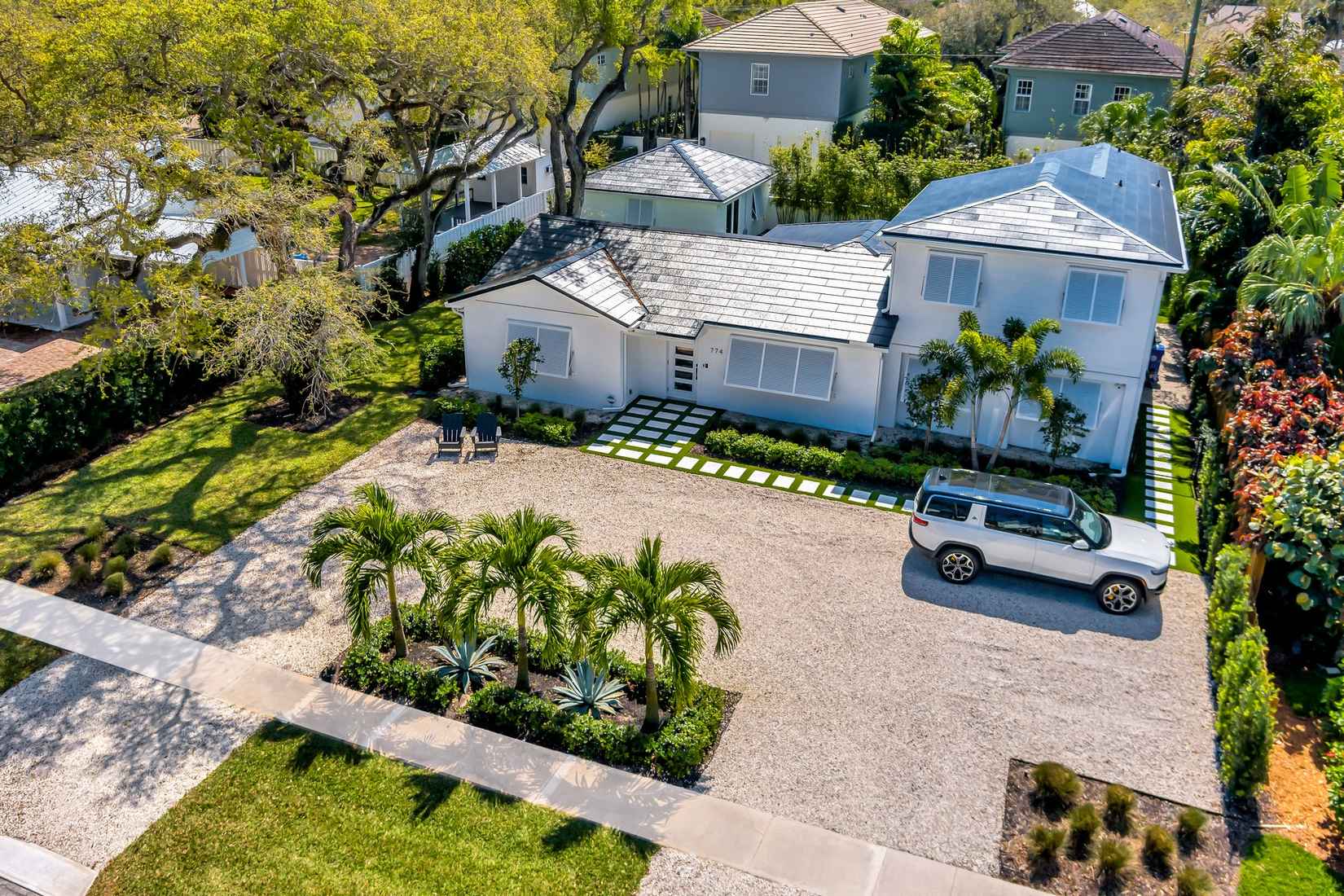 774 Azalea Ln  