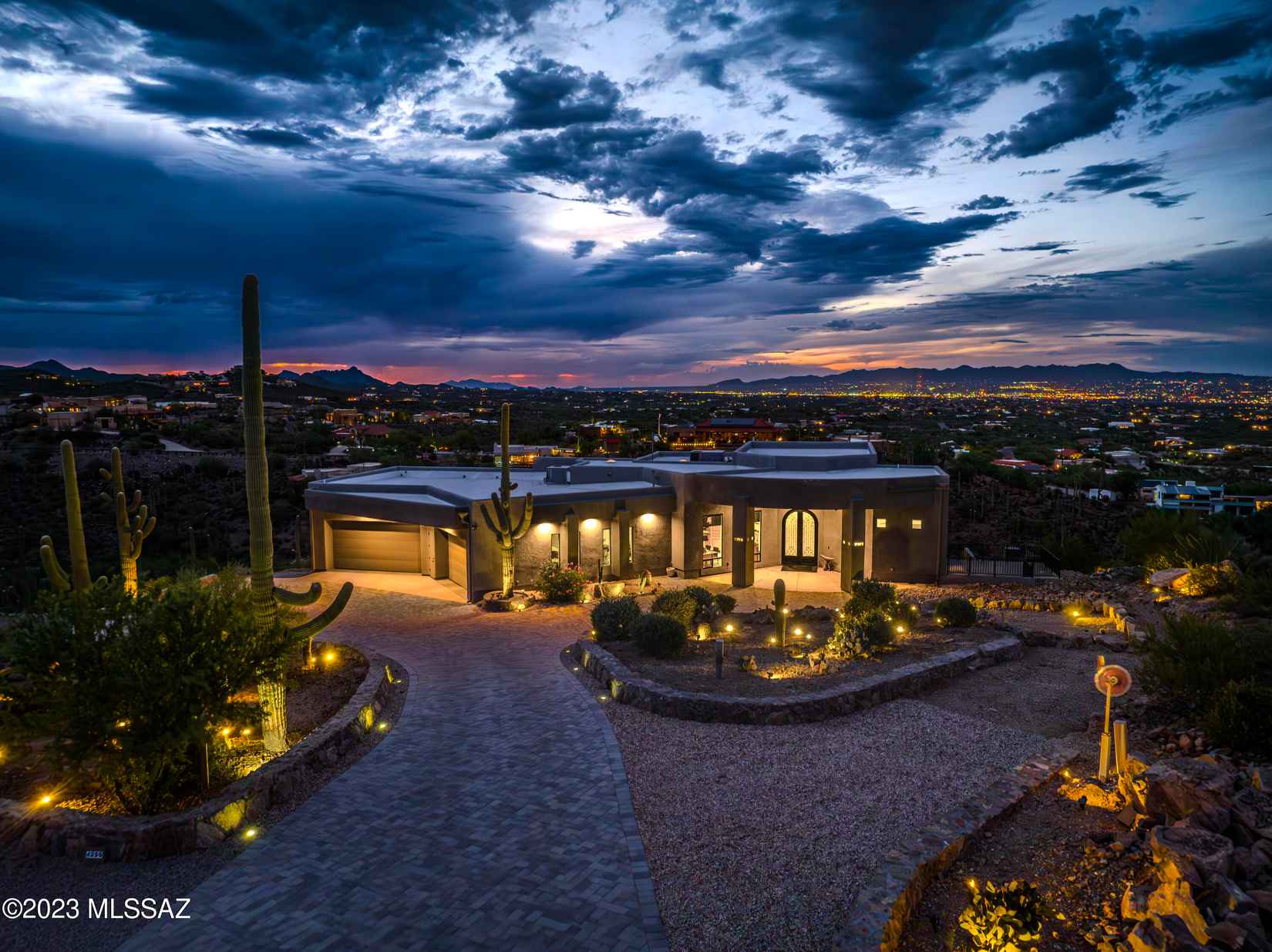 4350 W Camino de Venias  