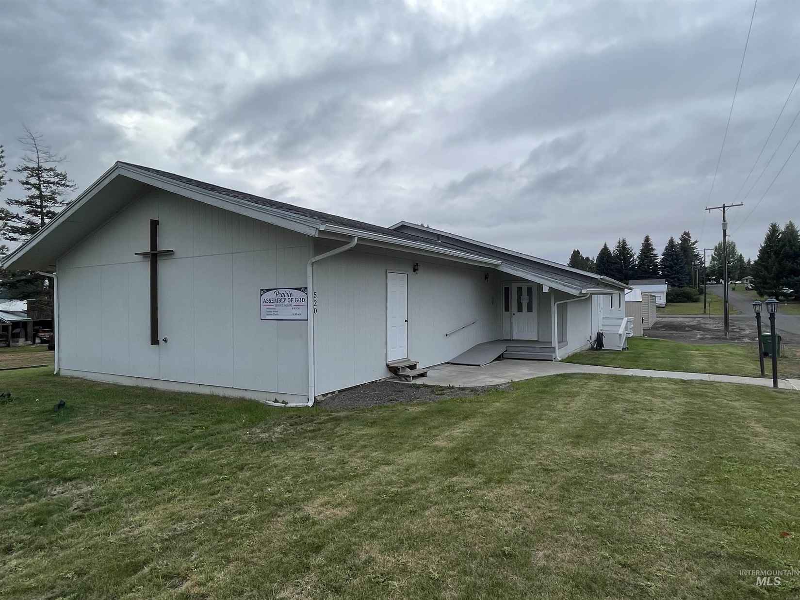 520 E Main St  