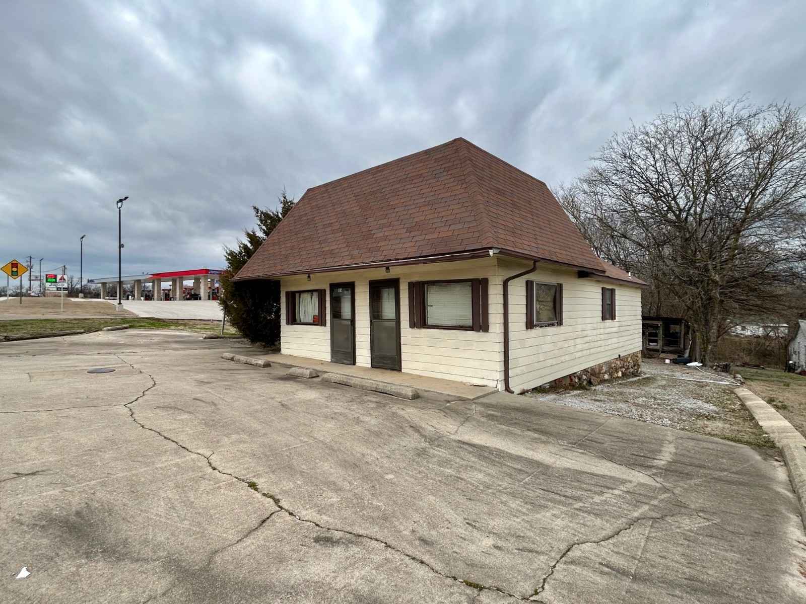 1824 Highway 62 West  