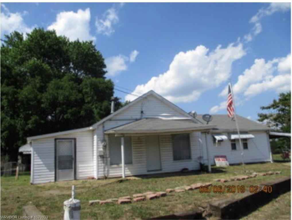 3105 Hwy 282  