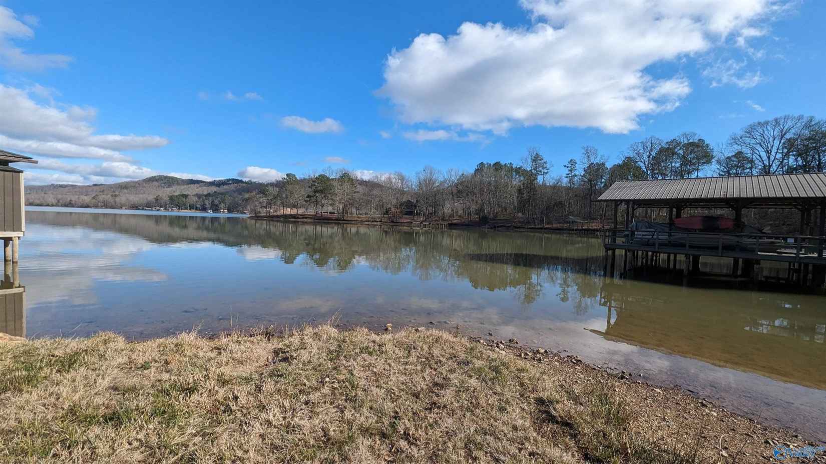 Lot 5 Riverside Pl  