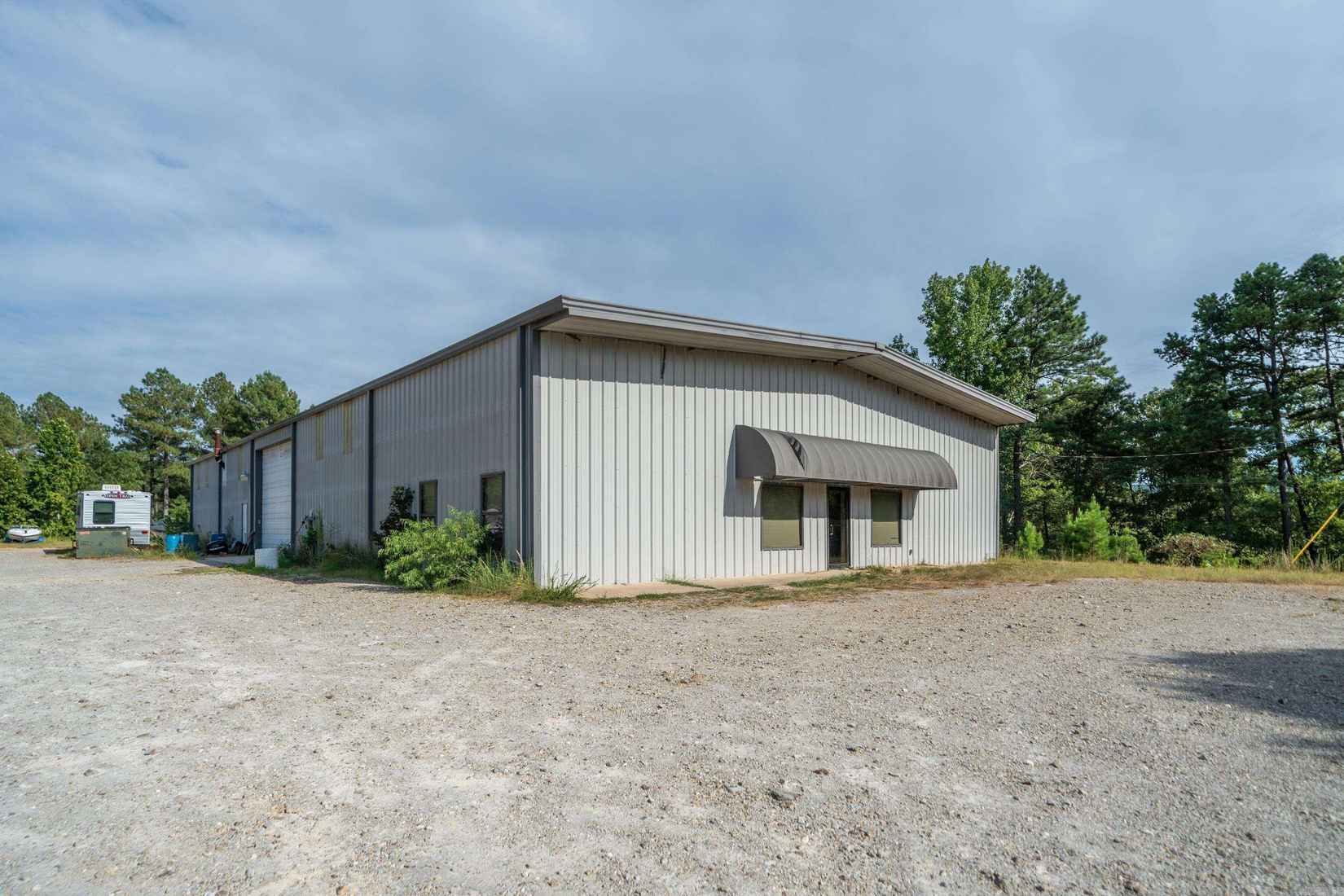 2440 N Hwy 7  