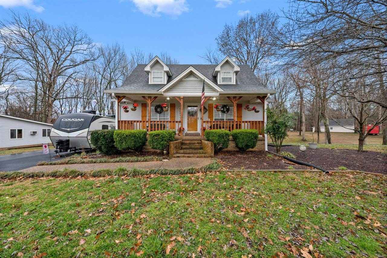 221 Marcrum Ln  