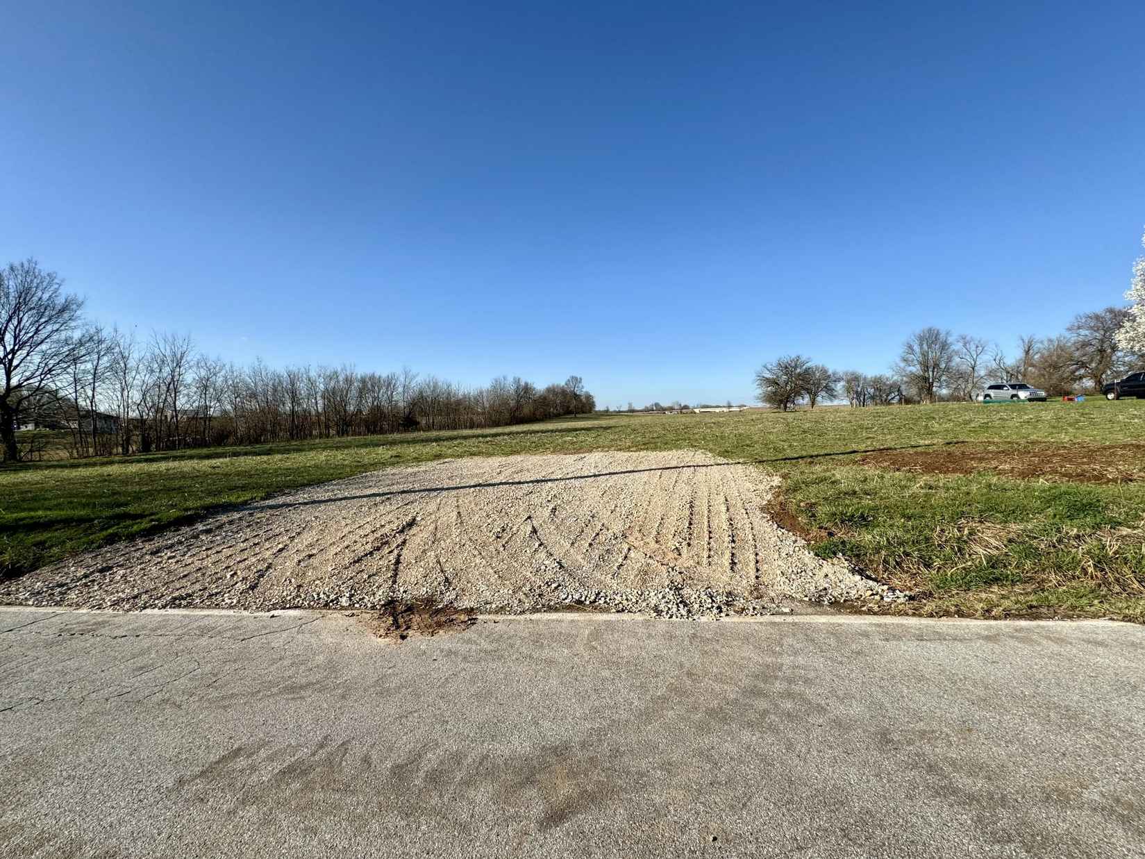 000 West Farm Rd 144  