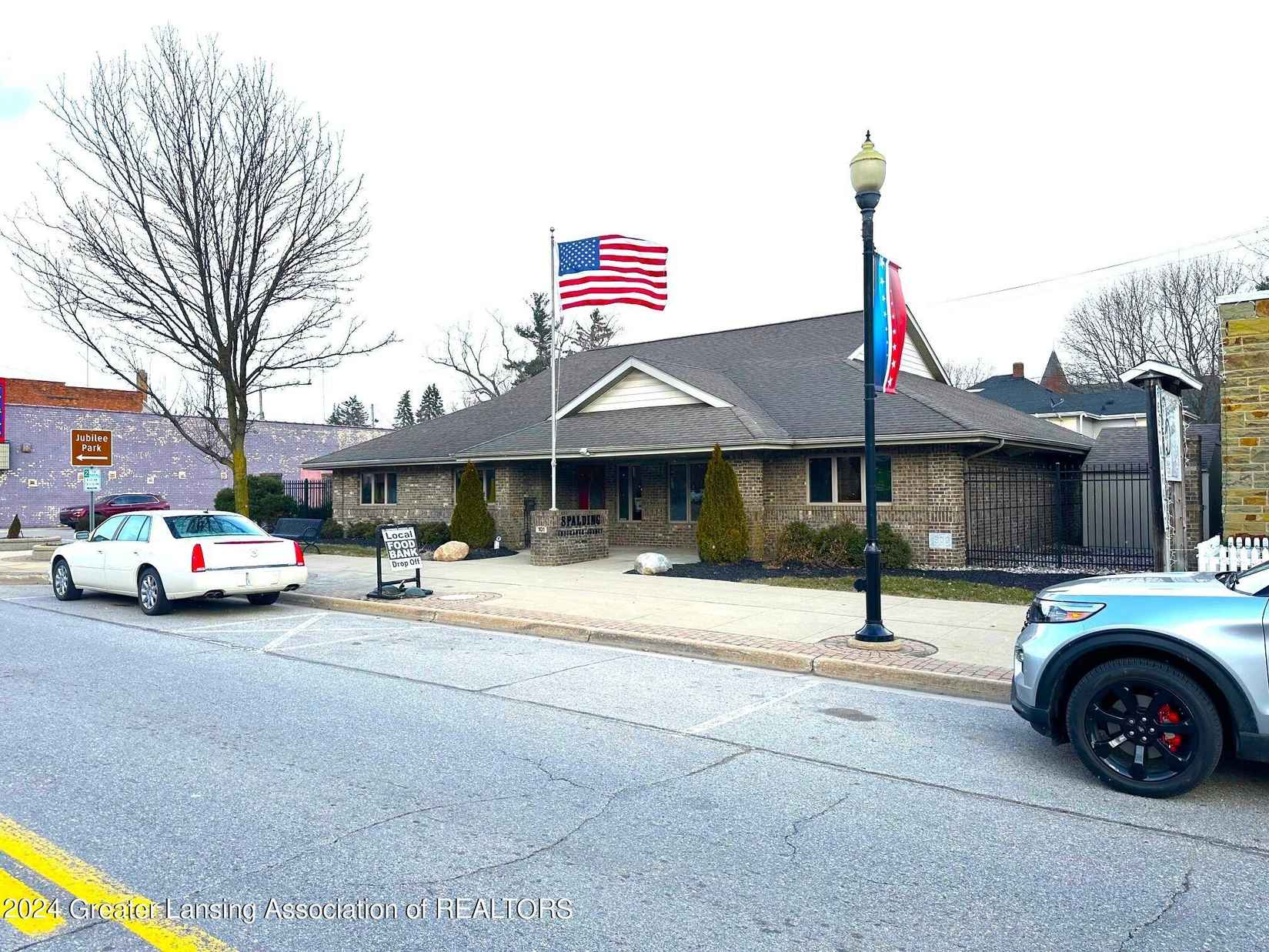 101 S Main St  
