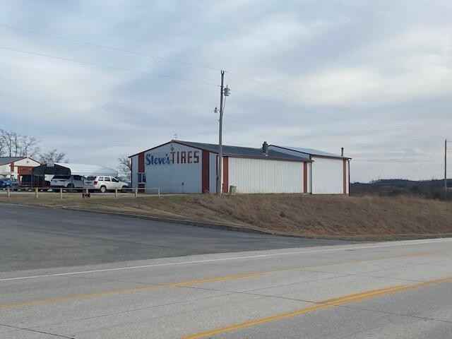 6722 Hwy 63  