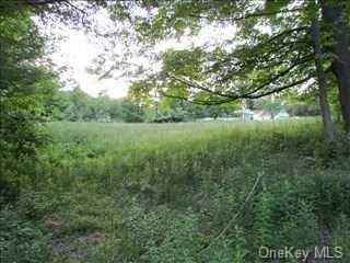 389 Holmes Rd  