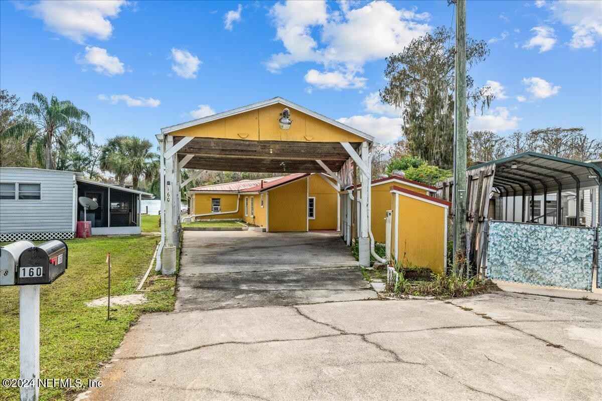 160 Smith Ln  