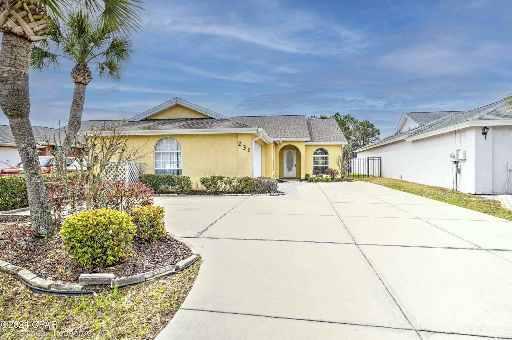 231 S Glades Trl  