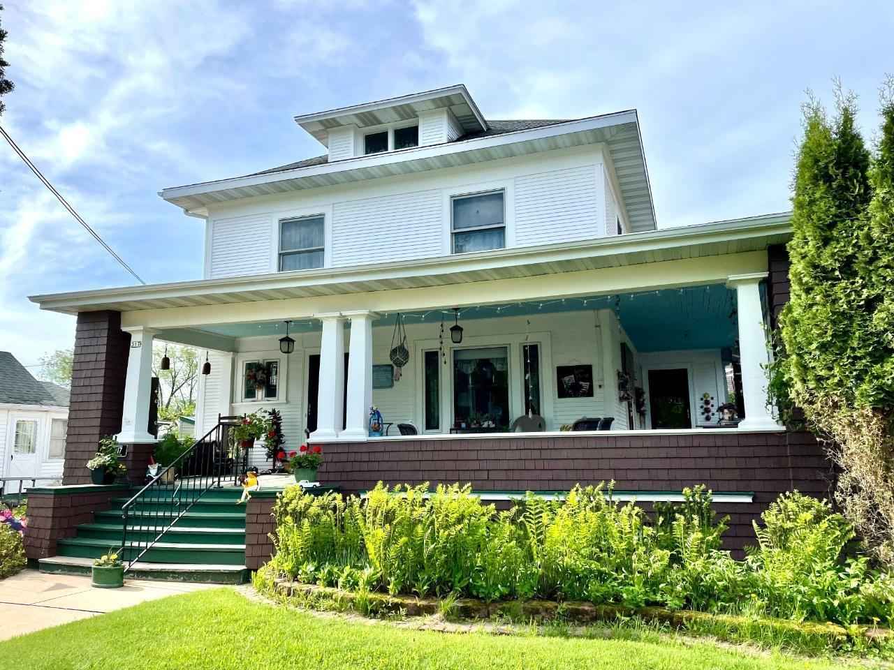 317 E Park Ave  