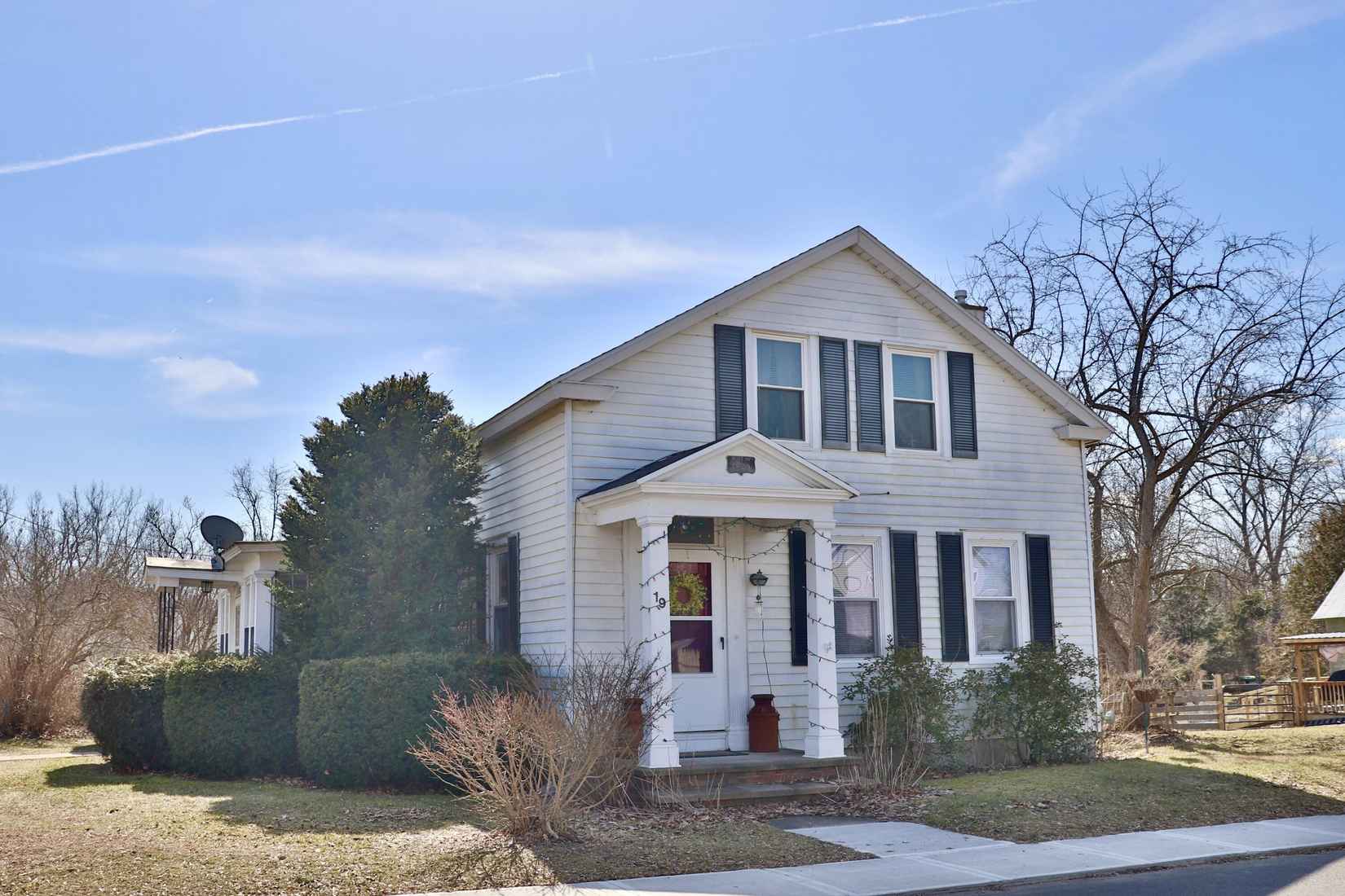 19 Elm St  