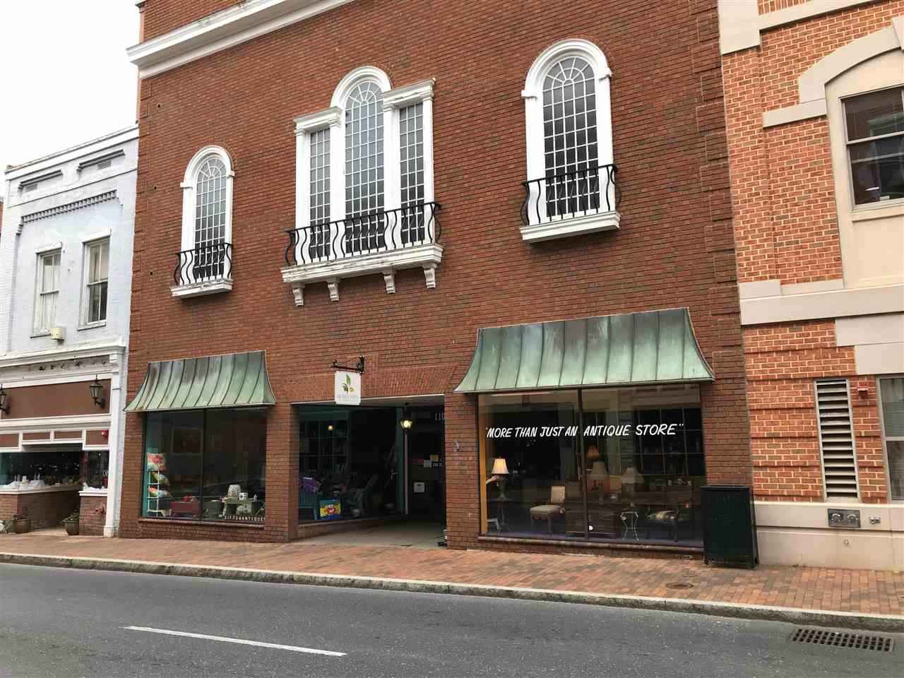110 W Beverley St  
