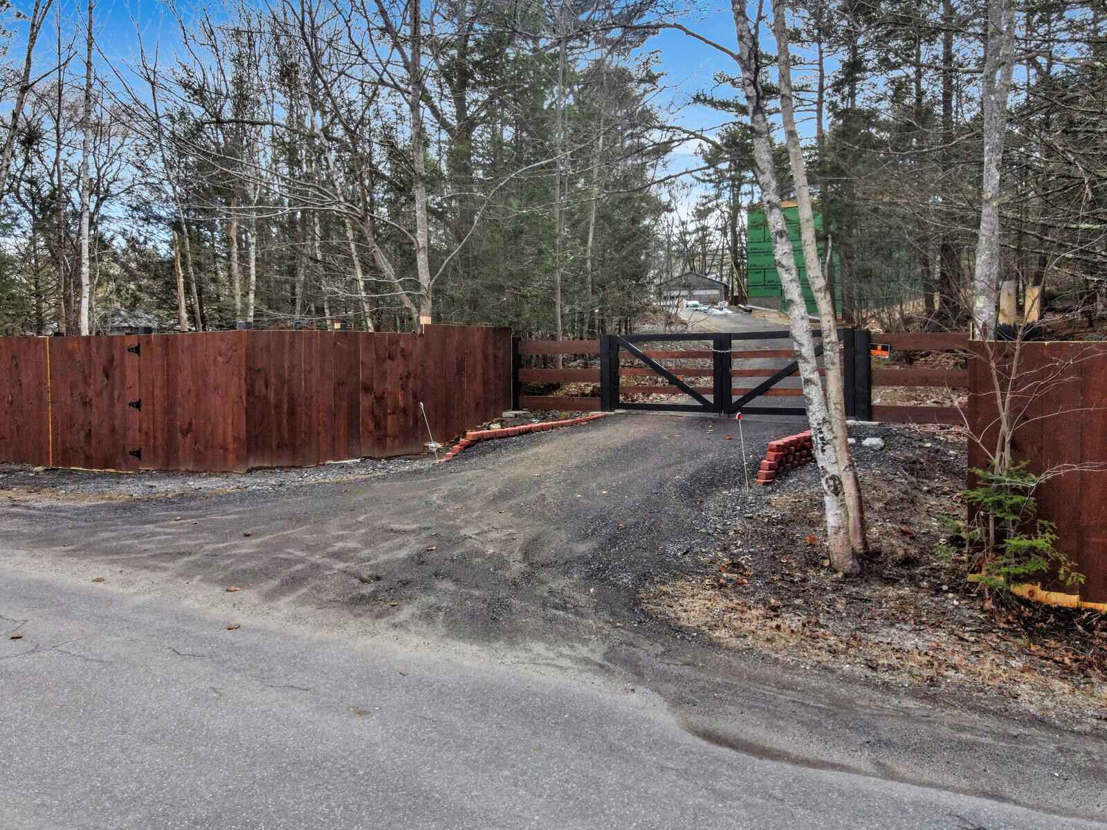 140 Clifford Rd  