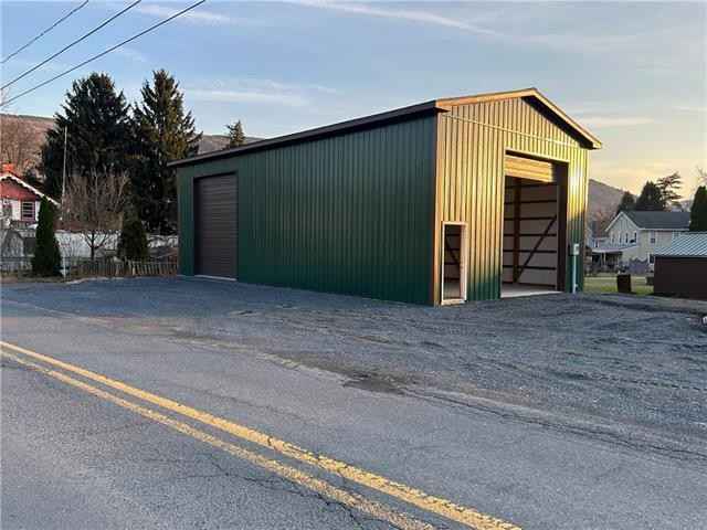 4015 Forest Inn Rd  
