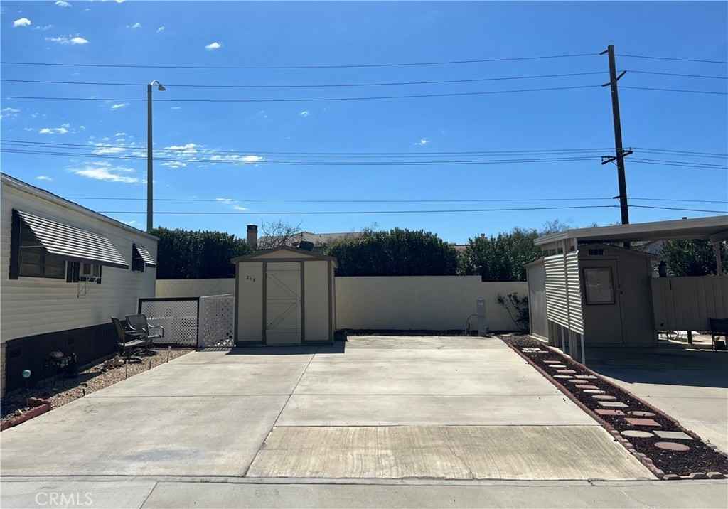 1295 Unit 218 S Cawston Ave  